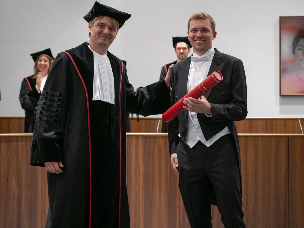 Daan Geijs successfully defends PhD thesis